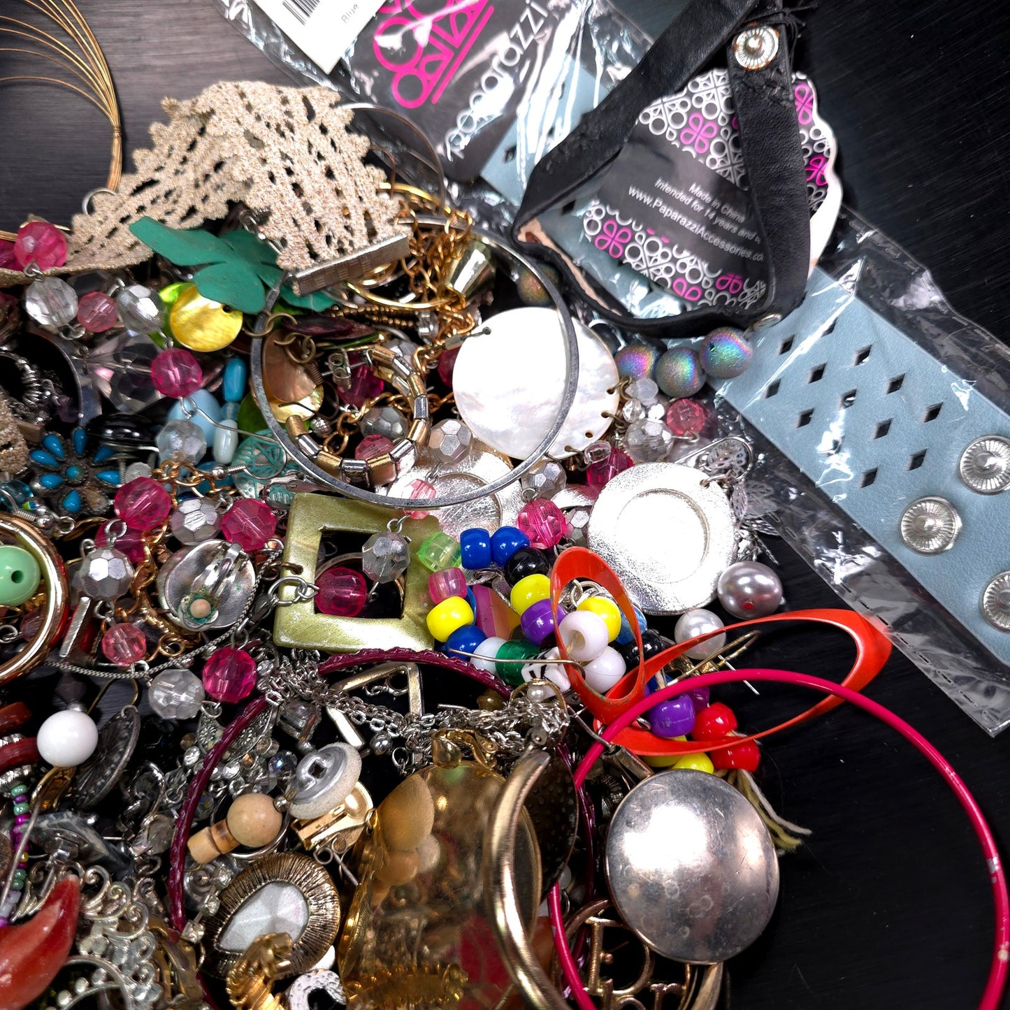 1 lb Vintage to Now Mixed Jewelry Lot Costume Craft Repair Resale JL17