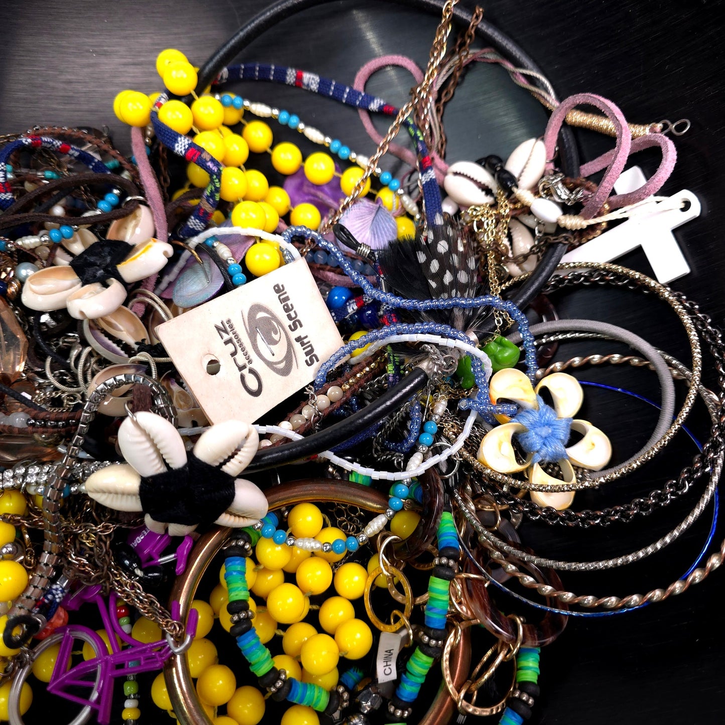 1 lb Vintage to Now Mixed Jewelry Lot Costume Craft Repair Resale JL25