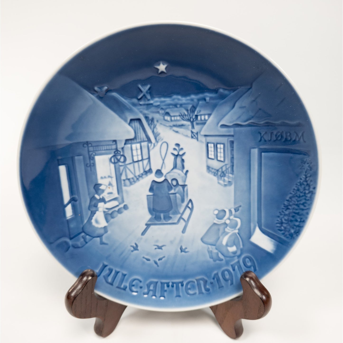 1979 Royal Copenhagen Denmark Christmas Plate White Christmas