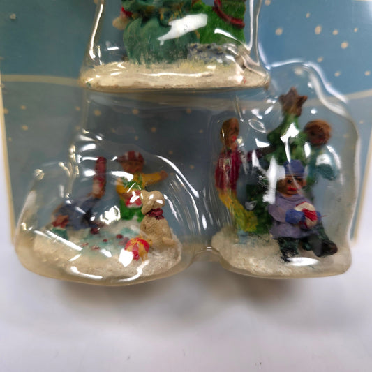 Sealed Gingerfrost Lane Gingerbread Village People Santa Claus Tree Dog Presents
