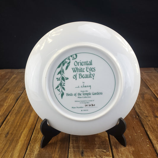 1988 John Cheng Oriental White Eyes of Beauty Collector Plate 24k Gold Trim