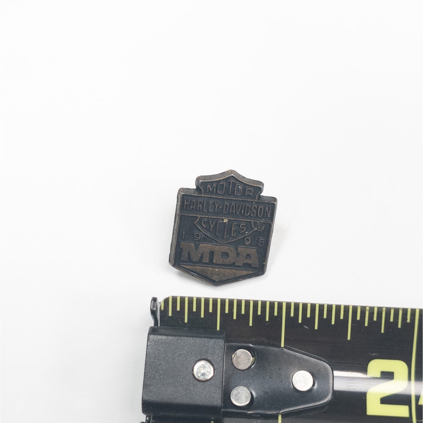 Harley Davidson Motorcycles 1995 MDA Metal Pin Back 2+ Ship FREE