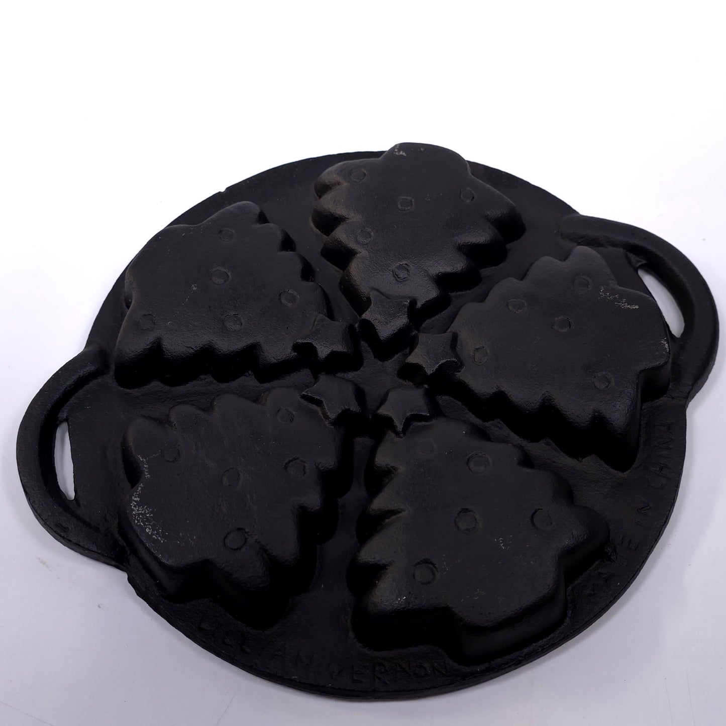 Lillian Vernon Cast Iron Christmas Tree Cookie Muffin Brownie Pan