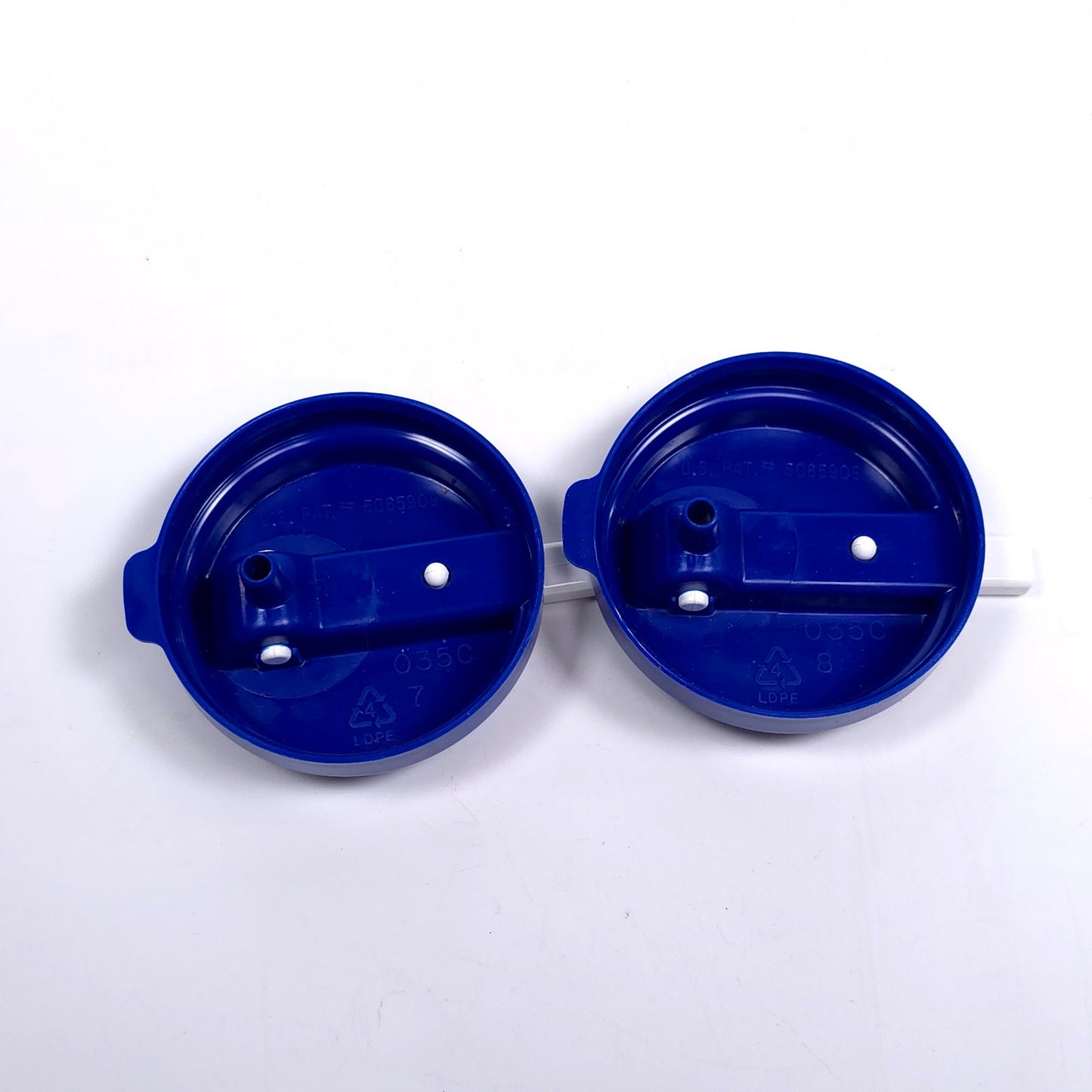 Rubbermaid Sippin Savers Replacement Lid Lot Of 2 - 121f 035C