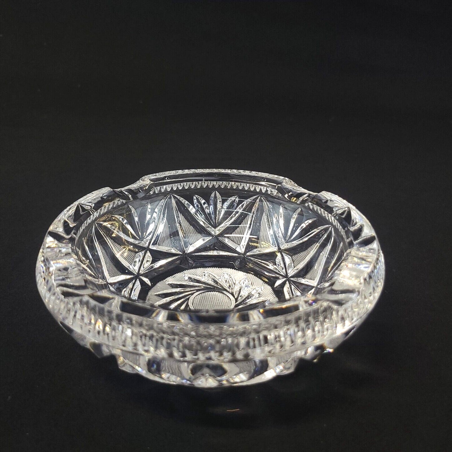 Vintage Cut Glass Pinwheel Stars Lead Crystal Heavy Round Ashtray 6" Diameter