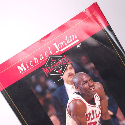 A Salute to Michael Jordan November 1994 Magazine Book Chicago Bulls