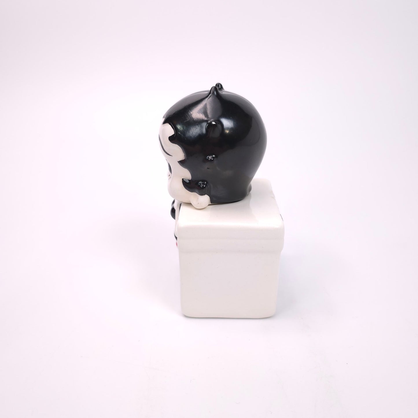 Betty Boop 1995 Ceramic Salt and Pepper Shaker with Removable Head
