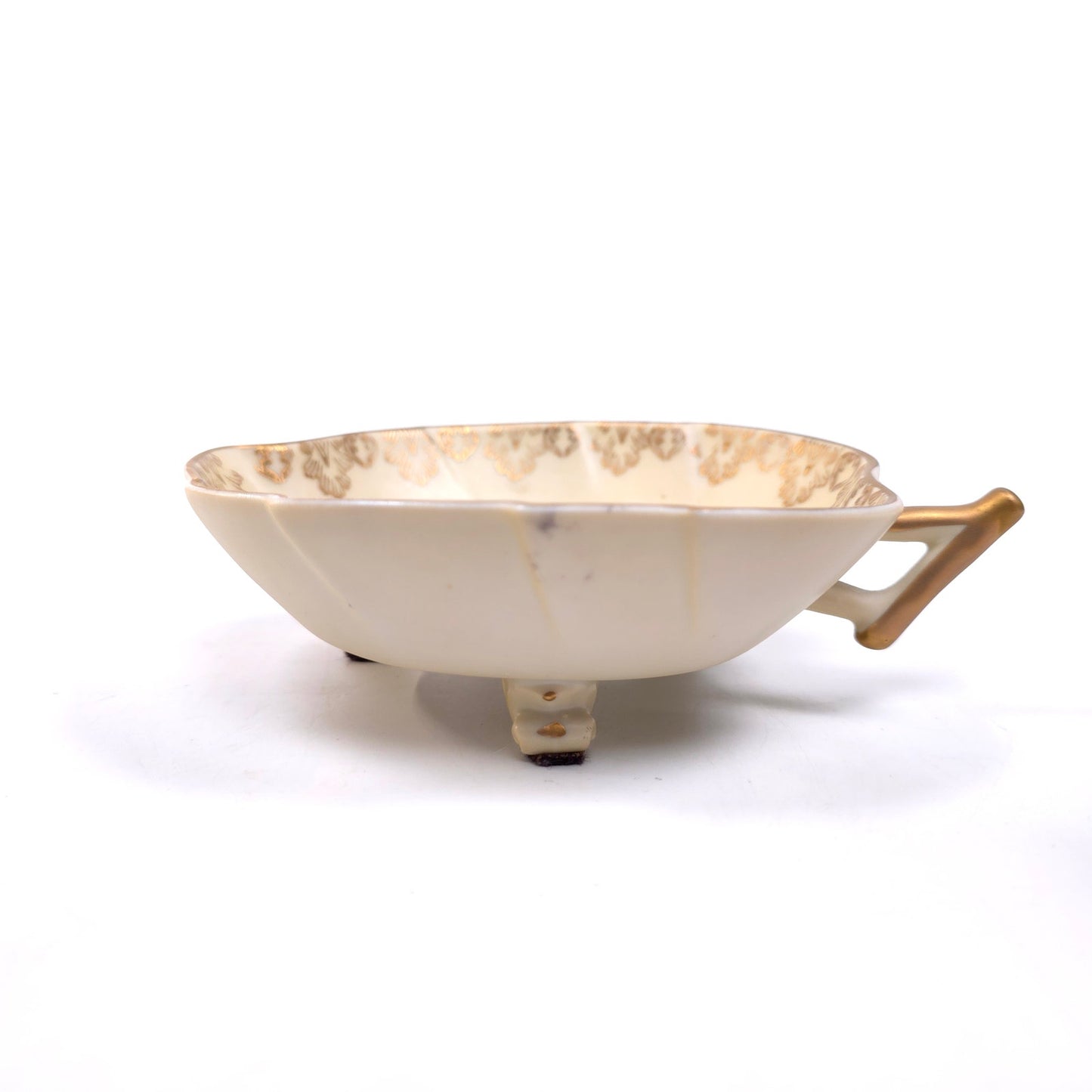 Vintage Ardalt Lenwile 3 Leg Nappy Trinket Dish Renaissance