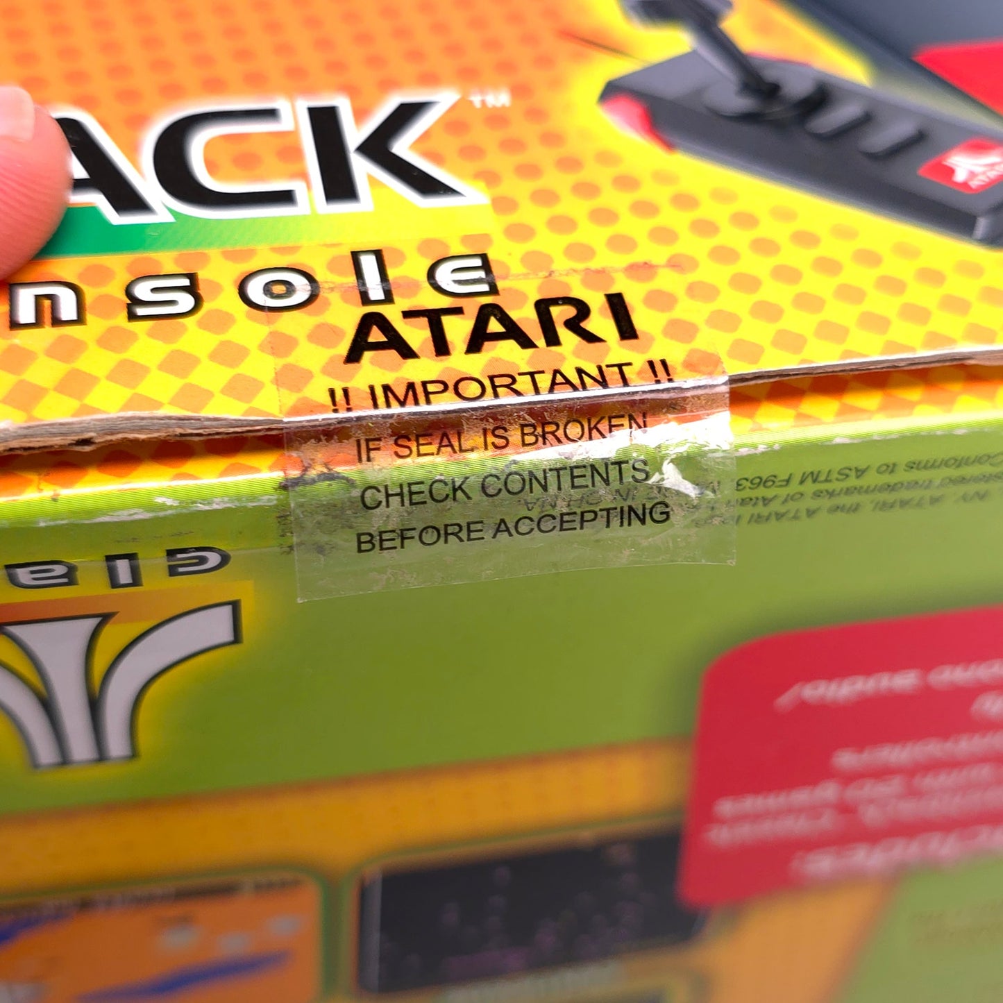 Launch Edition Atari Flashback Classic Game Console 20 Games