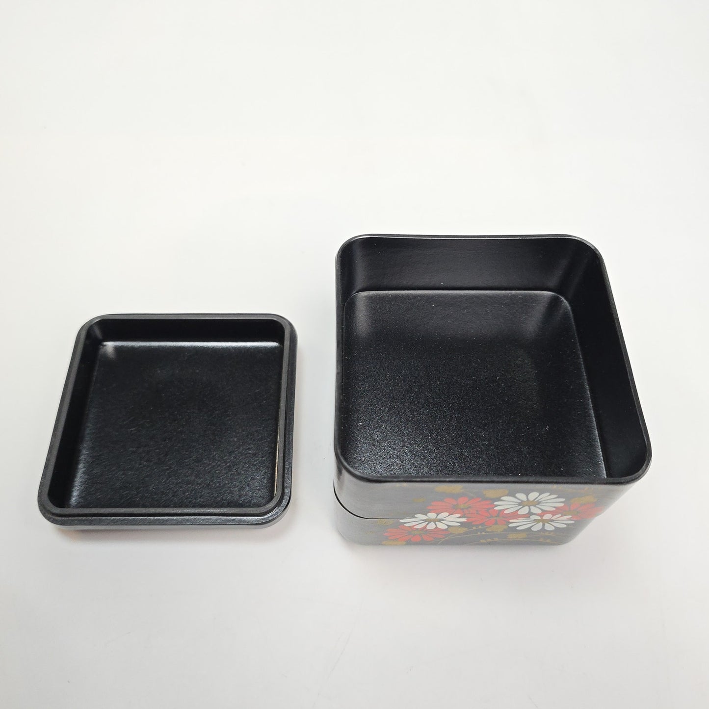 Vintage Japanese 2 Tier Lacquer Bento Trinket Box Flower Pattern