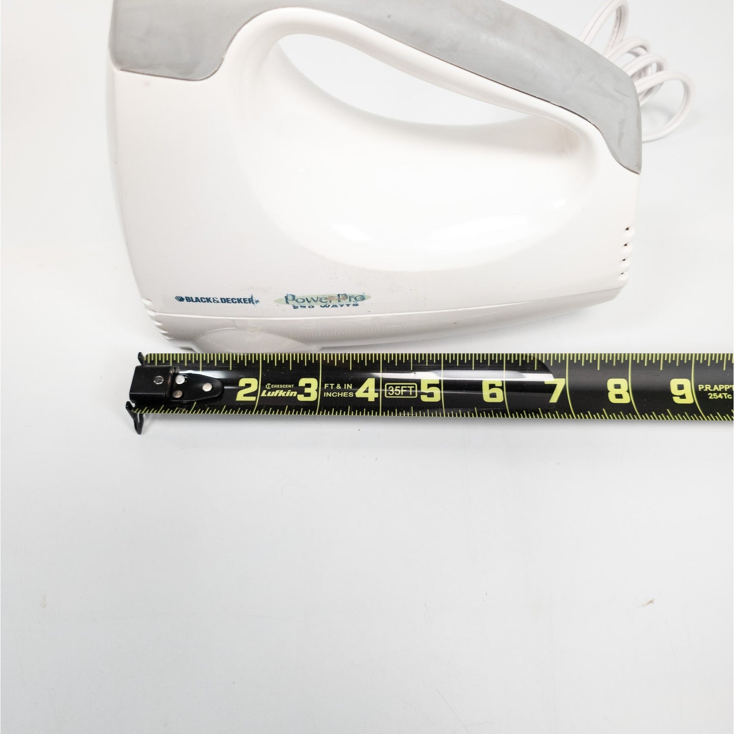 Black & Decker Power Pro 220 Watt Hand Mixer w/ Attachments