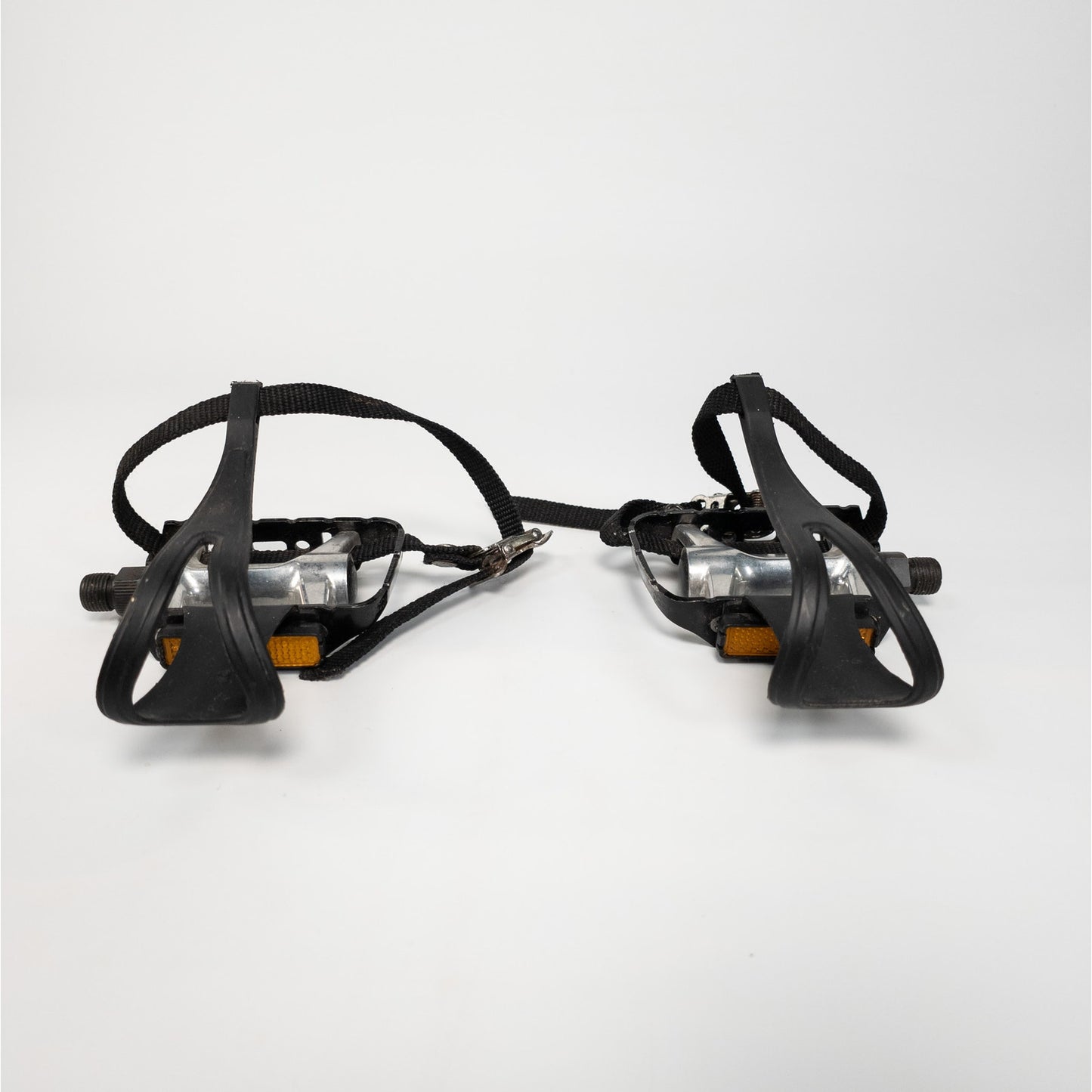 Wellgo LU-944 Bike Pedals with Toe Cages