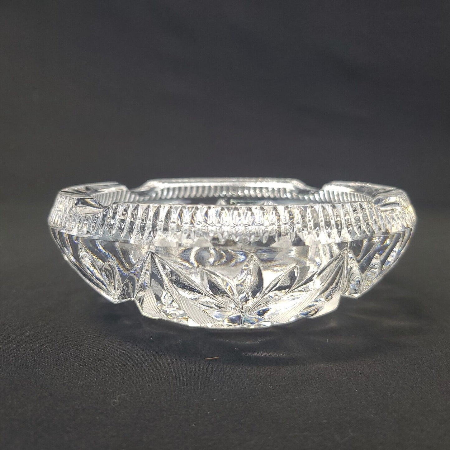 Vintage Cut Glass Pinwheel Stars Lead Crystal Heavy Round Ashtray 6" Diameter