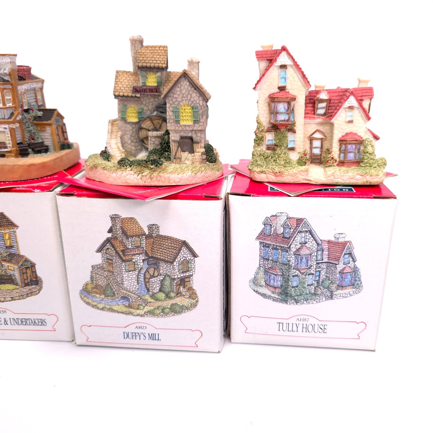 Lot of 4 Liberty Falls The American Collection Village House Figurine