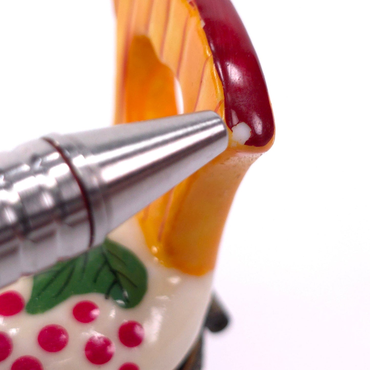 Porcelain Hinged Keepsake Trinket Box Pot Seat Fruit Berry Design