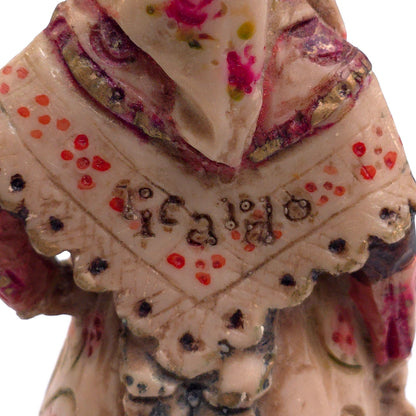 Vintage Ricardo Resin Figurine Woman With Pitcher Jar Pottery Signed