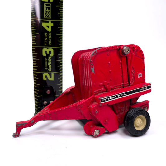 ERTL 1/32 Case International Harvester IH 2400 Round Baler Metal Diecast  READ