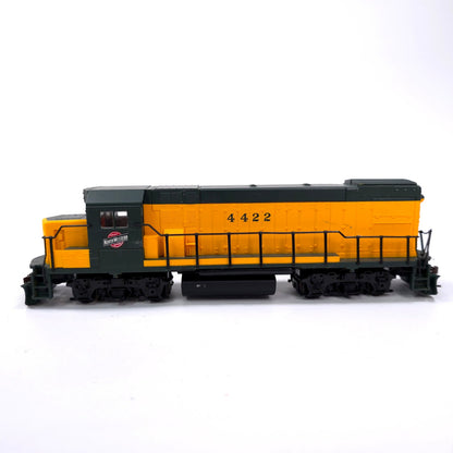 Walthers HO Scale Chicago North Western Railway GP15 Powered Locomotive 4422