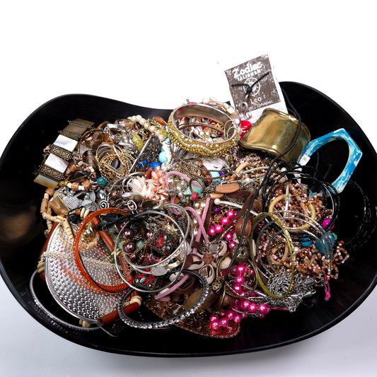 5 lb Vintage to Now Mixed Jewelry Lot Costume Craft Repair Resale JL10