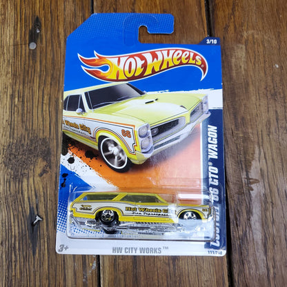 2010 Hot Wheels HW City Works CUSTOM '66 GTO WAGON  # 111/240