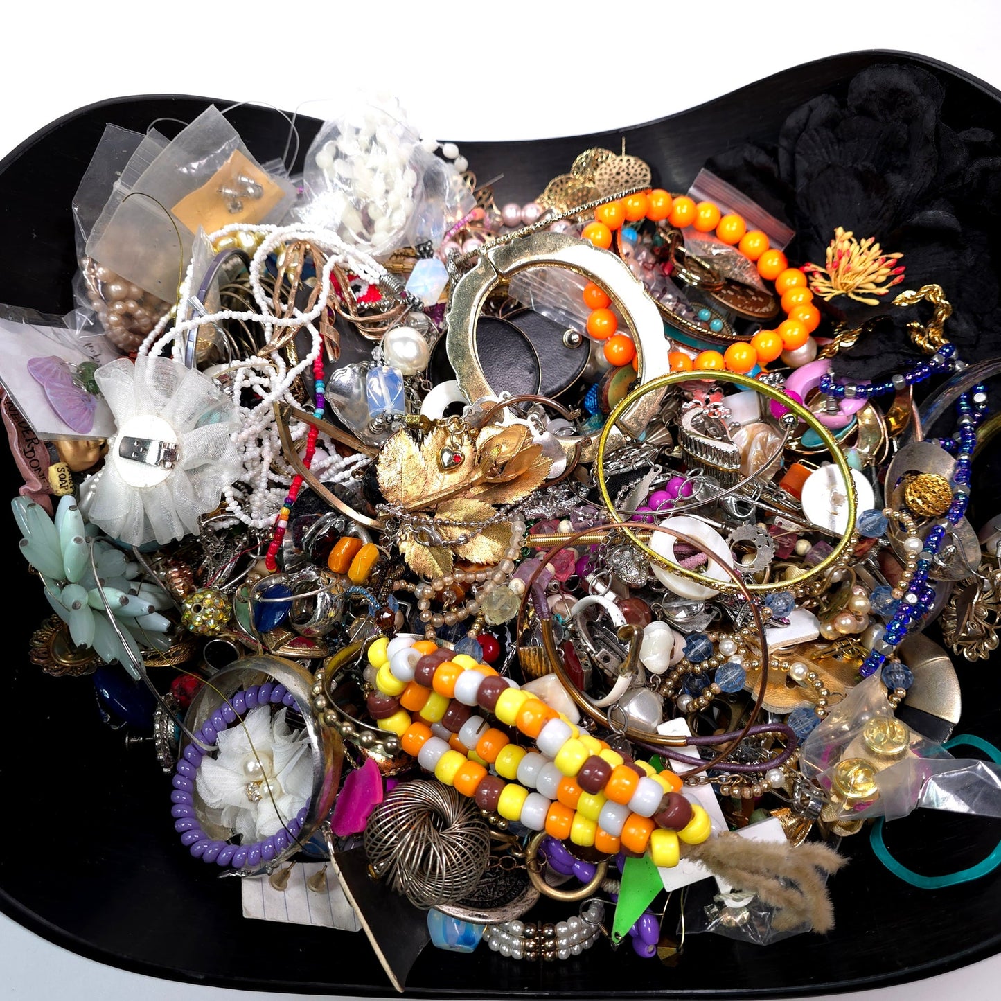 5 lb Vintage to Now Mixed Jewelry Lot Costume Craft Repair Resale JL3