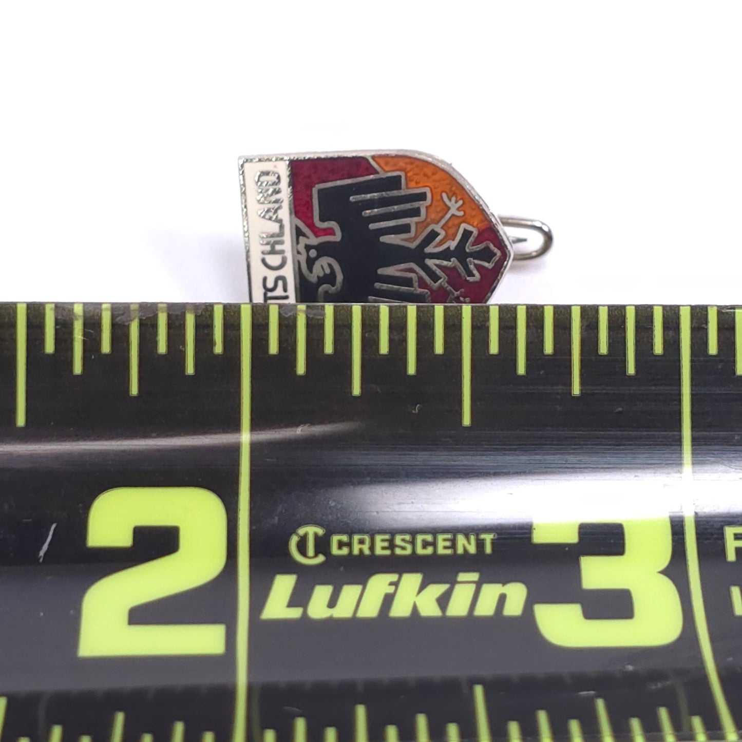 Vintage Deutchland Enamel Pinback Pin