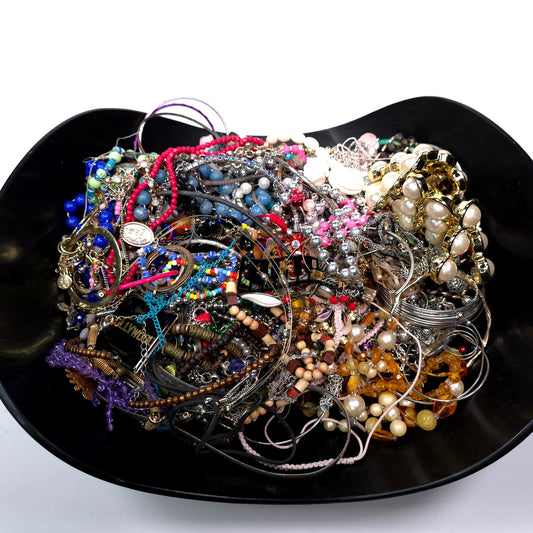 5 lb Vintage to Now Mixed Jewelry Lot Costume Craft Repair Resale JL7