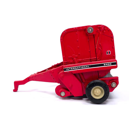 ERTL 1/32 Case International Harvester IH 2400 Round Baler Metal Diecast