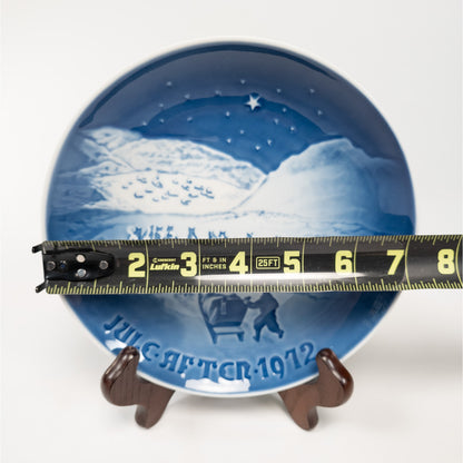 1972 Royal Copenhagen Denmark Christmas Plate Christmas in Greenland