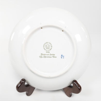 1982 Royal Copenhagen Denmark Christmas Plate The Christmas Tree