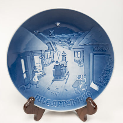 1979 Royal Copenhagen Denmark Christmas Plate White Christmas