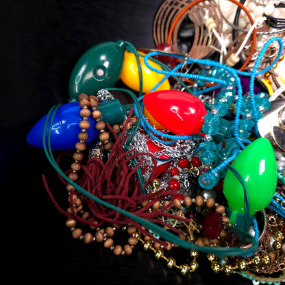 1 lb Vintage to Now Mixed Jewelry Lot Costume Craft Repair Resale JL30