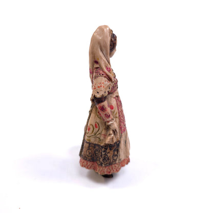 Vintage Ricardo Resin Figurine Woman With Pitcher Jar Pottery Signed