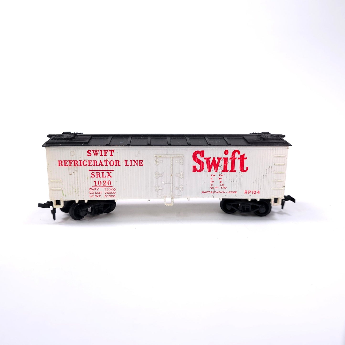 HO Scale Swift Refrigerator Line SRLX 1020 Train Car
