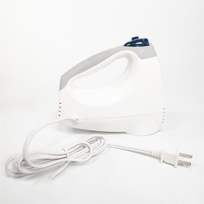 Black & Decker Power Pro 220 Watt Hand Mixer w/ Attachments