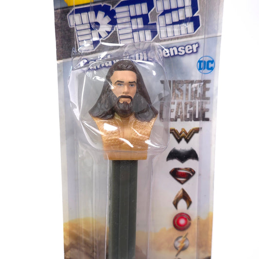 PEZ Aquaman Footed Candy Dispenser 2017 DC