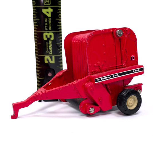 ERTL 1/32 Case International Harvester IH 2400 Round Baler Metal Diecast