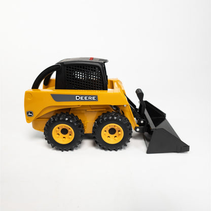 John Deere Ertl Skid Steer Battery Operated Toy F0517YL00 w/ Accessories