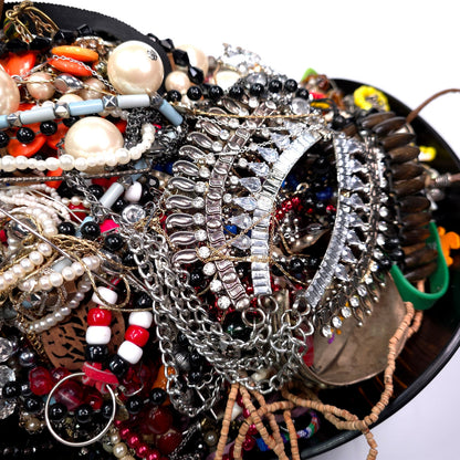 10 lb Vintage to Now Mixed Jewelry Lot Costume Craft Repair Resale JL22