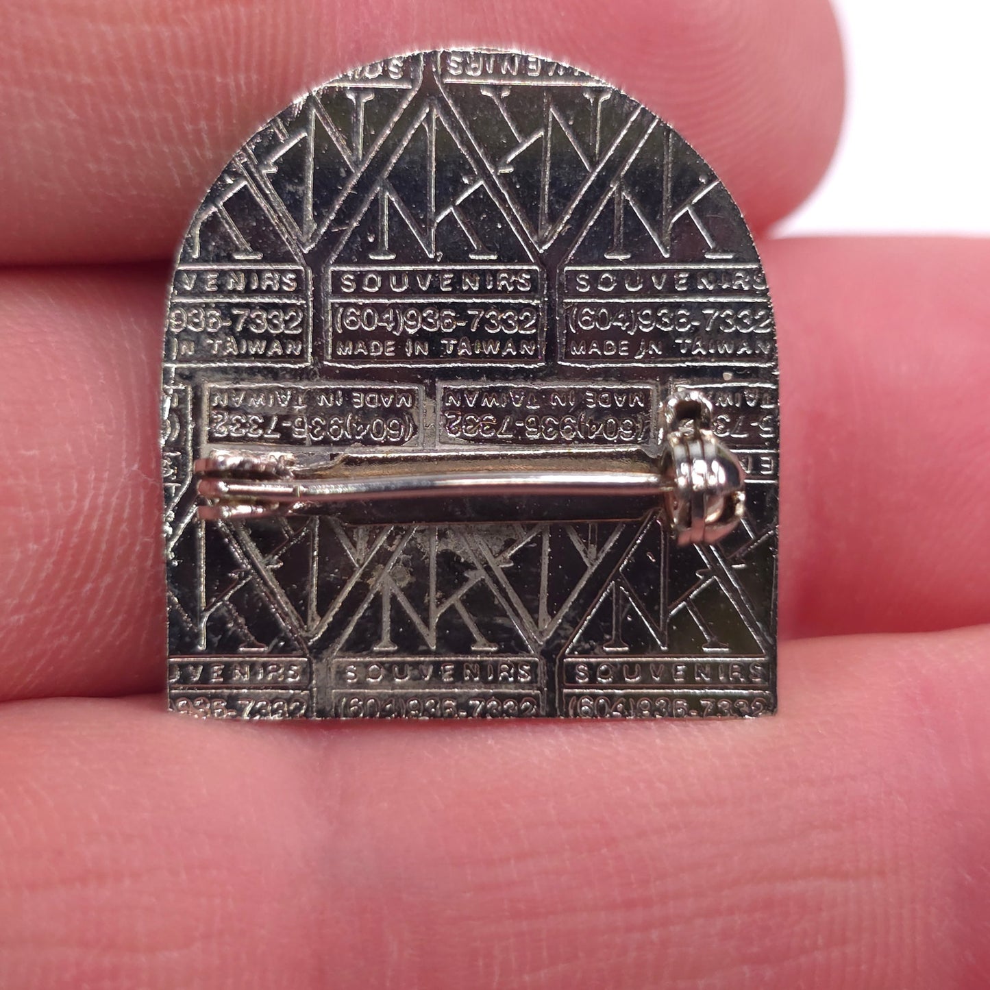 Vintage Whistler Mountain Ski Enamel Pinback Pin