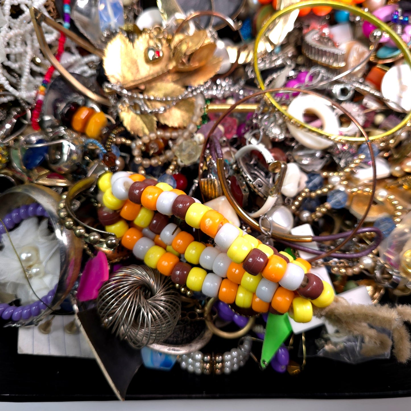 5 lb Vintage to Now Mixed Jewelry Lot Costume Craft Repair Resale JL3