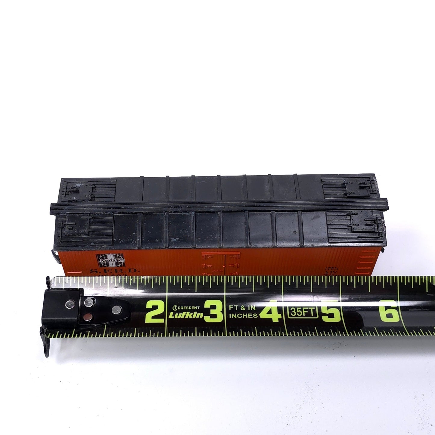 Varney HO Scale 2510 S.F.R.D. Model Train Box Freight Car