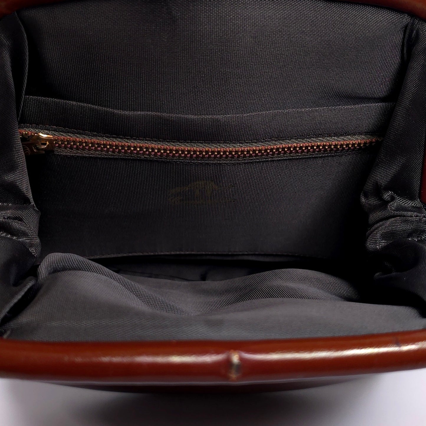 Vintage Companion Leather Top Handle Kiss Lock Bag Purse