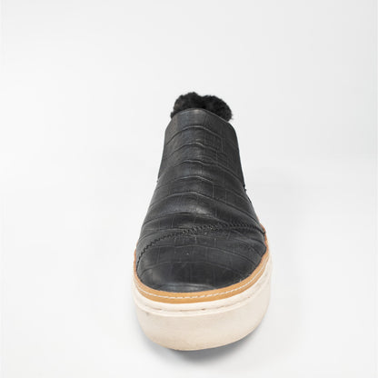 Toms Paxton Black Embossed Leather Slip On Faux Fur Lined Ankle Booties Size 9.5