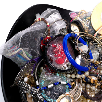 5 lb Vintage to Now Mixed Jewelry Lot Costume Craft Repair Resale JL5