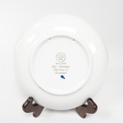 1972 Royal Copenhagen Denmark Christmas Plate Christmas in Greenland
