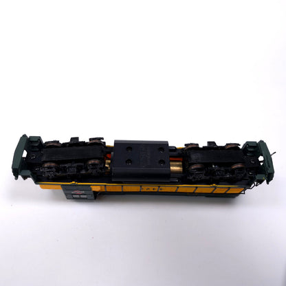 Walthers HO Scale Chicago North Western Railway GP15 Powered Locomotive 4422