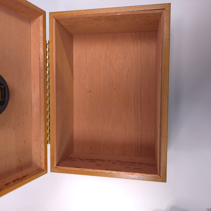 Abbey Removable Cedar Lined Humidor & Extras