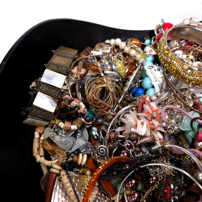 5 lb Vintage to Now Mixed Jewelry Lot Costume Craft Repair Resale JL10
