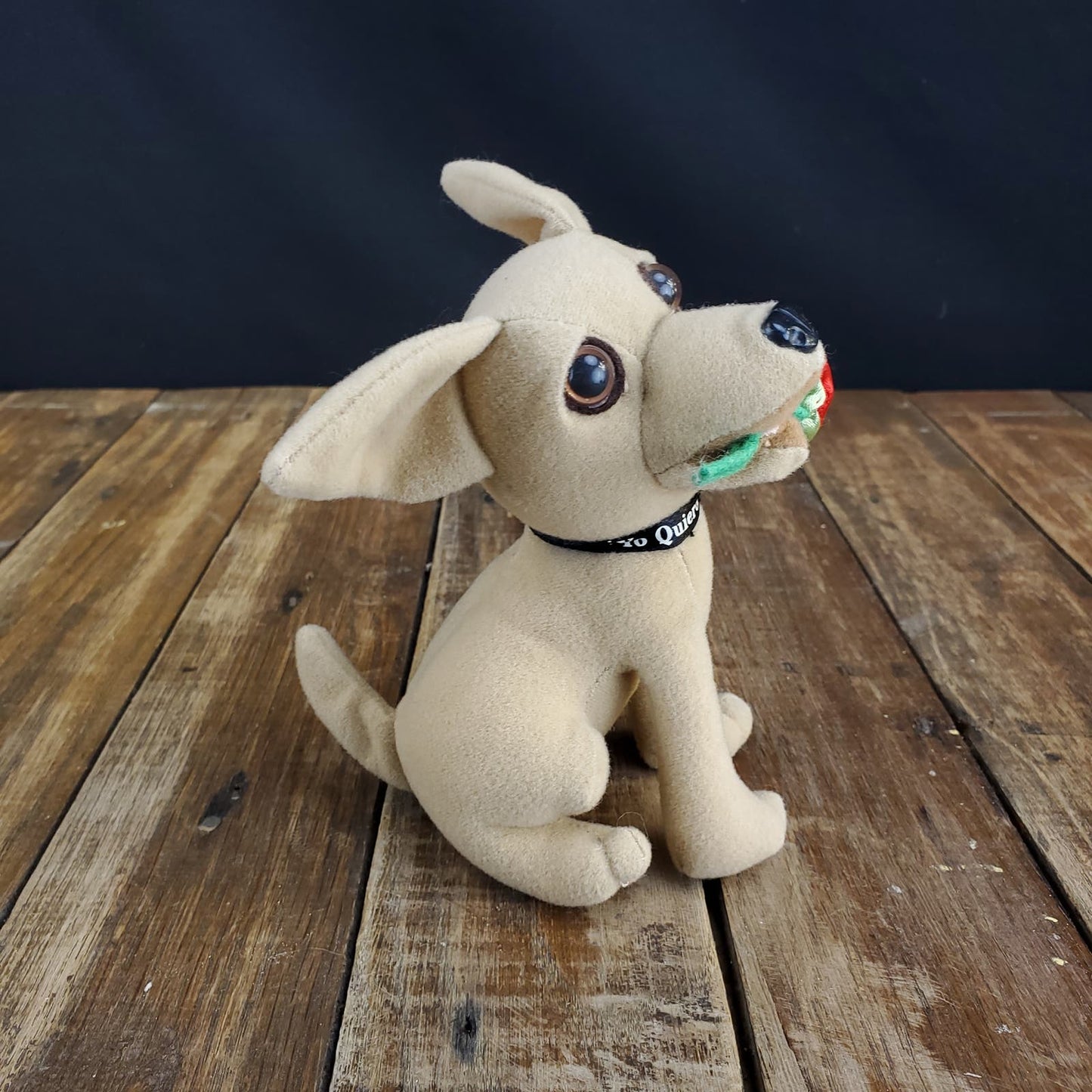 Vintage Yo Quiro Taco Bell Chihuahua Plush Holding Rose Not Working